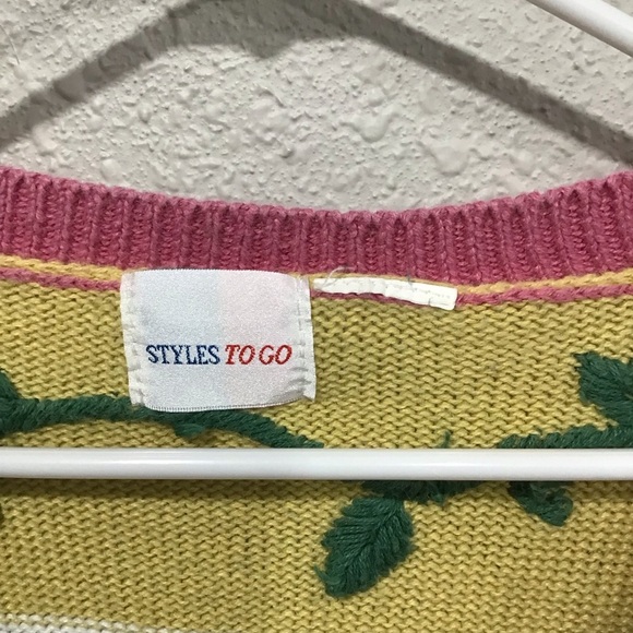 Vtg Styles To Go Deep V-Neck Chunky 3D Knit Sweater Striped Floral Heart Design - Picture 2 of 5